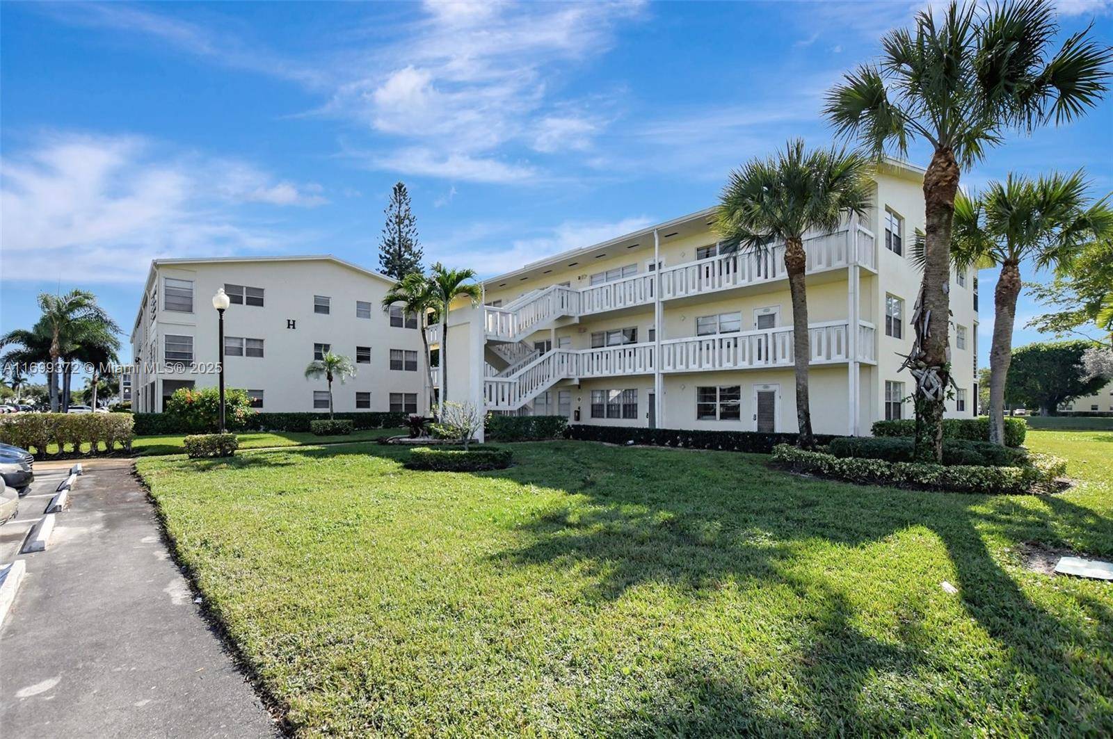 Boca Raton, FL 33434,336 Dorset H #H