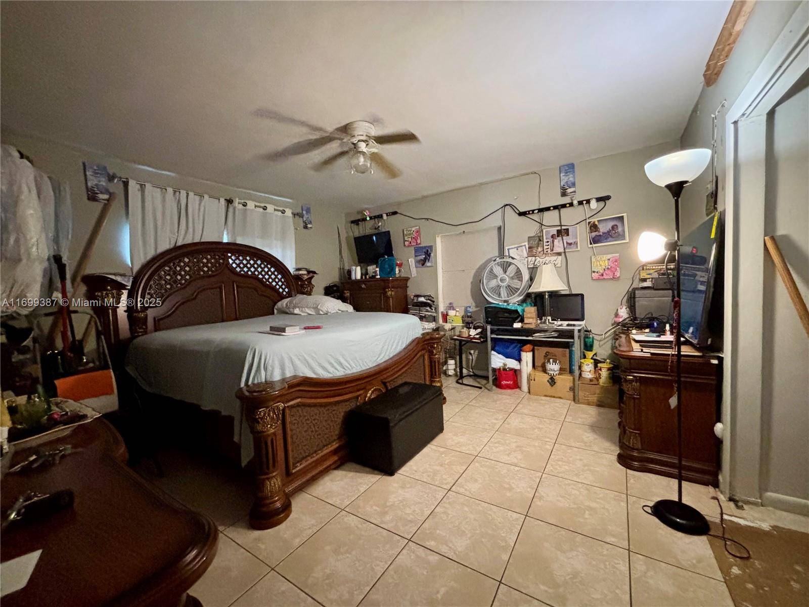 Miramar, FL 33023,6124 SW 38th St