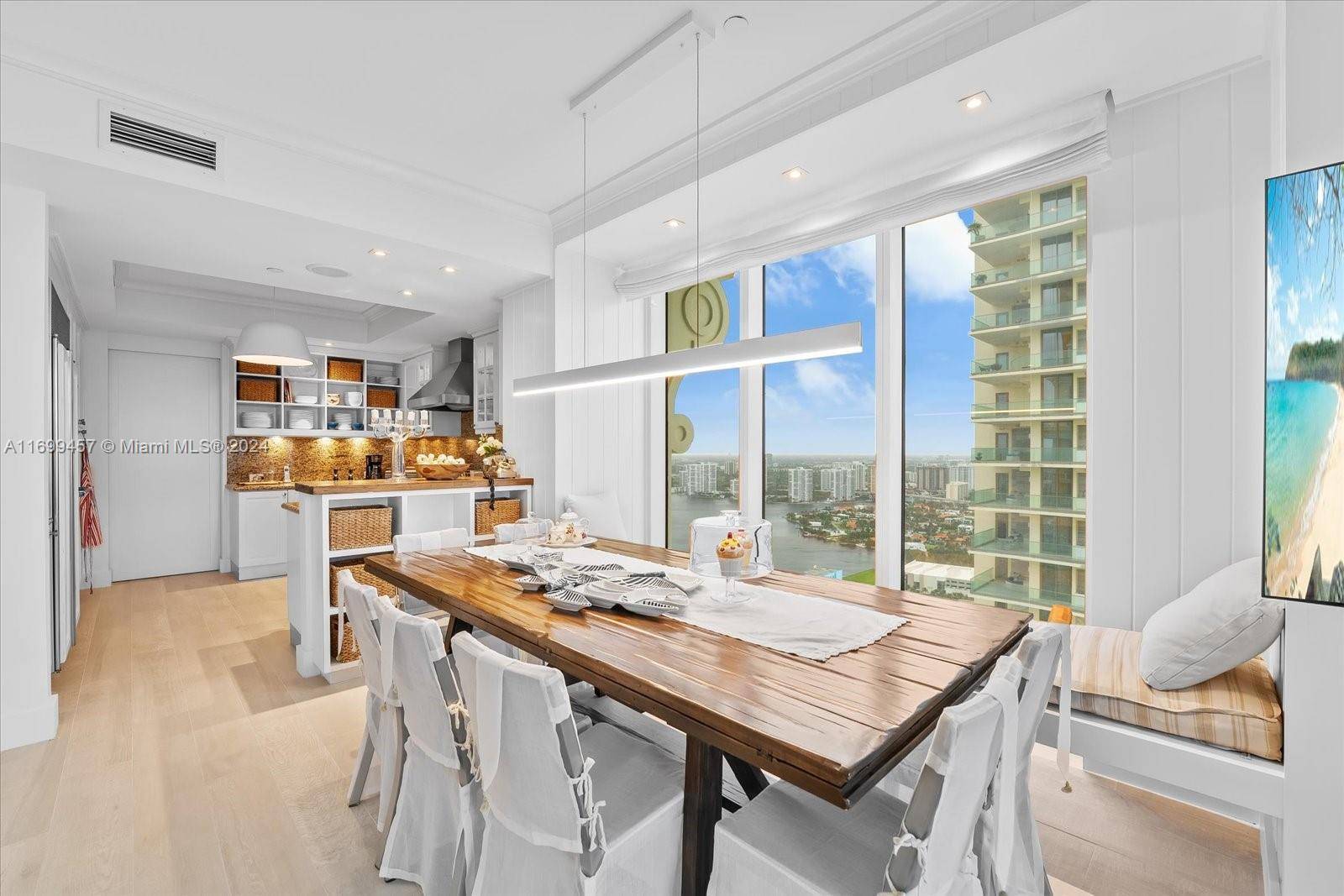 Sunny Isles Beach, FL 33160,17875 Collins Ave #4401
