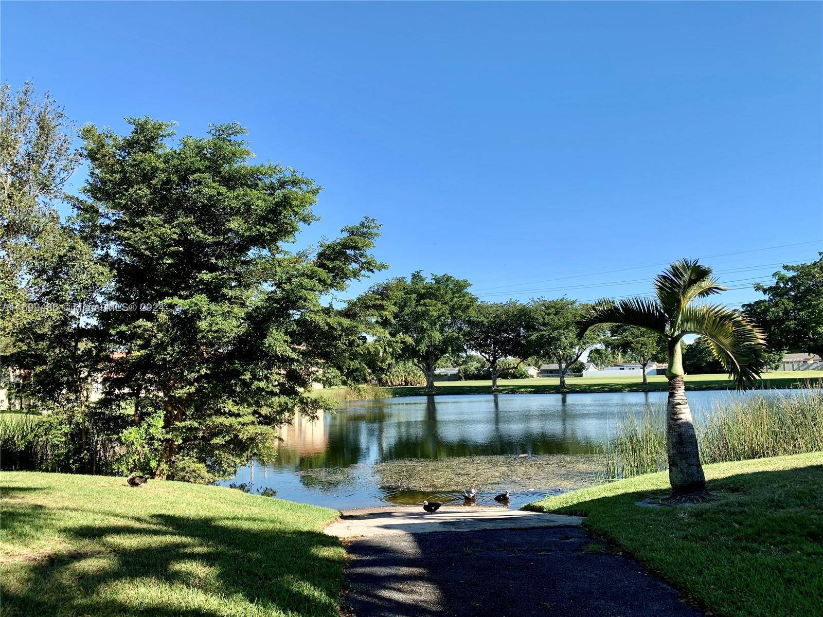 Pembroke Pines, FL 33024,551 NW 100th Pl #101