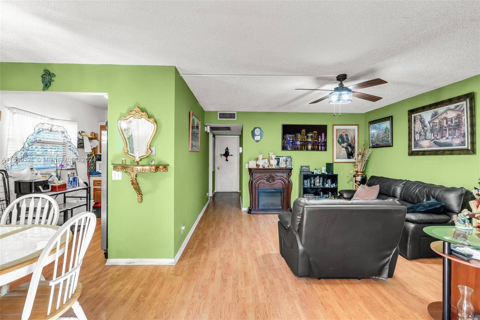 Pembroke Pines, FL 33027,200 SW 132nd Way #211L