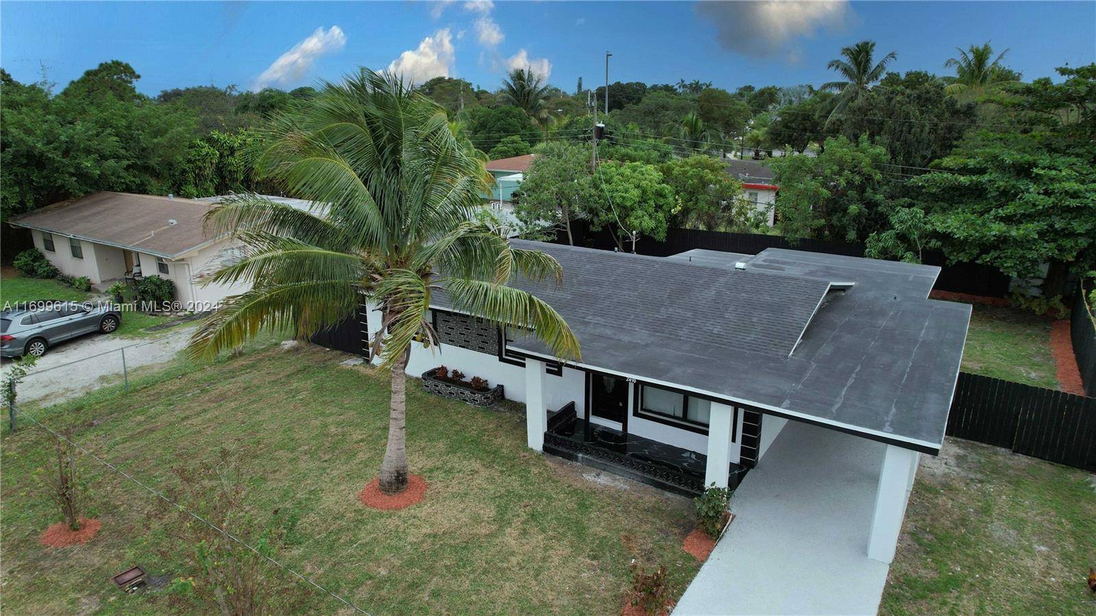 Fort Lauderdale, FL 33312,2496 SW 8th St