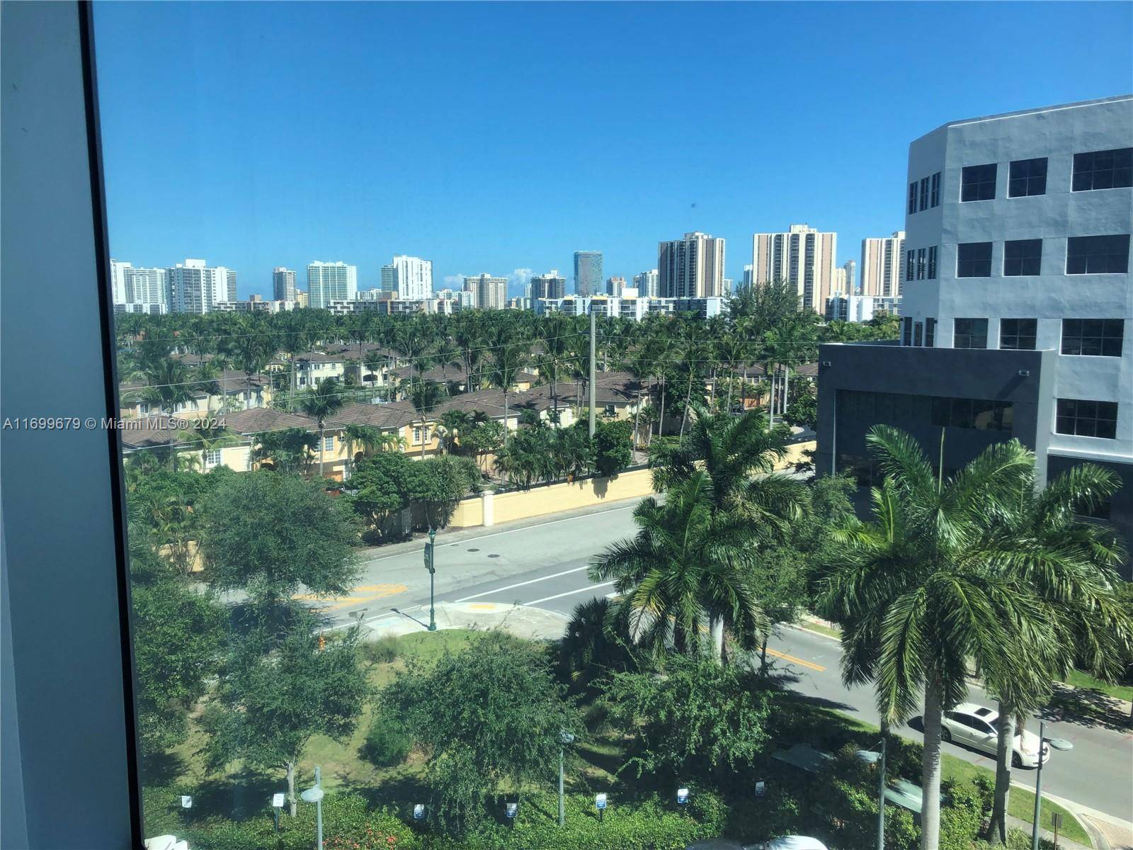 Aventura, FL 33180,20900 NE 30th Ave #413-414