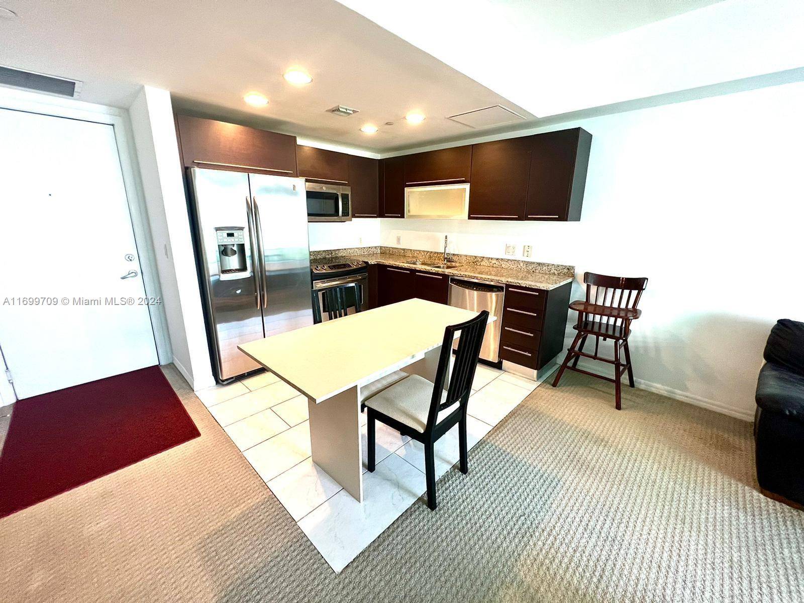 Miami, FL 33131,951 Brickell Ave #709