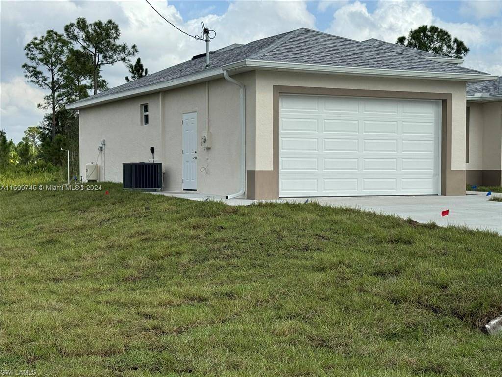 Lehigh Acres, FL 33936,2403 E 10th ST