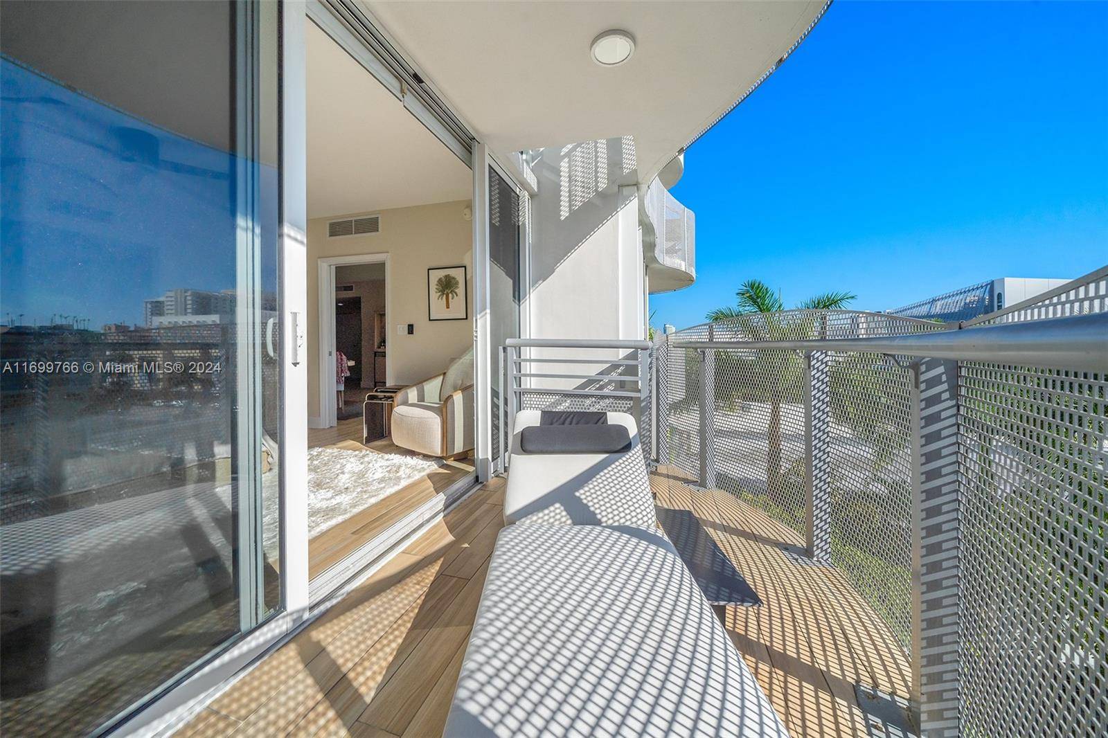 Miami Beach, FL 33139,2155 Washington Ct #503