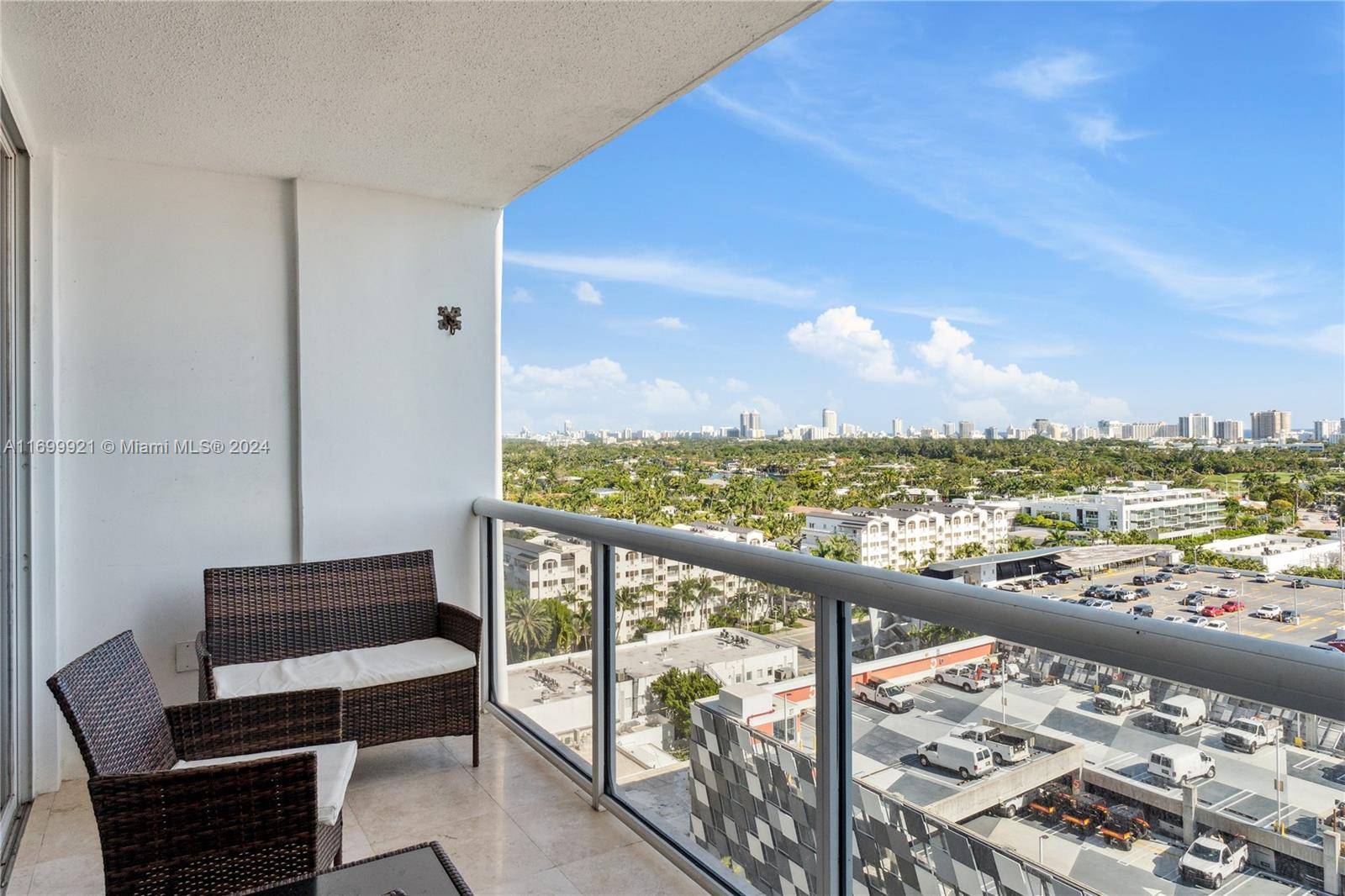 Miami Beach, FL 33139,1800 Sunset Harbour Dr #1607