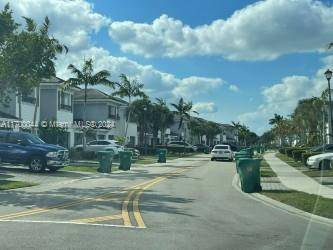 Lauderhill, FL 33311,3486 NW 13th St #3486