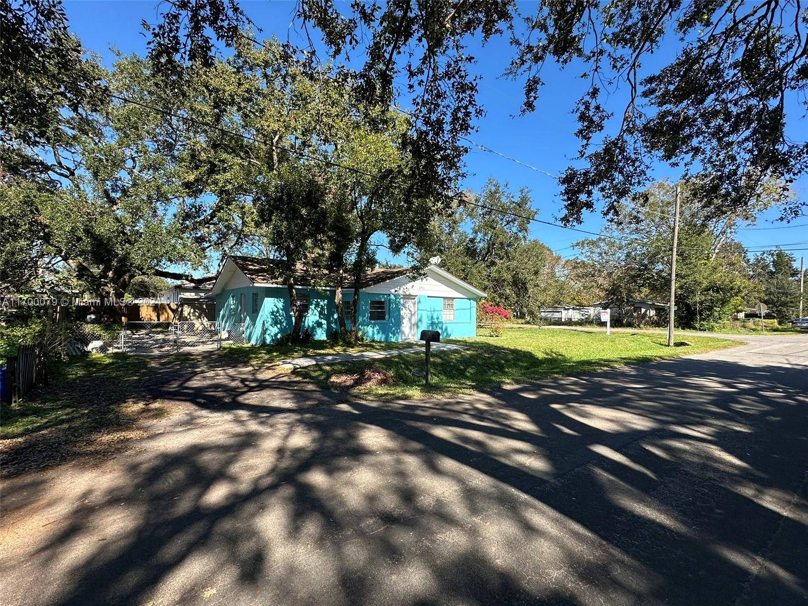 Tampa, FL 33619,6928 E 29th Ave