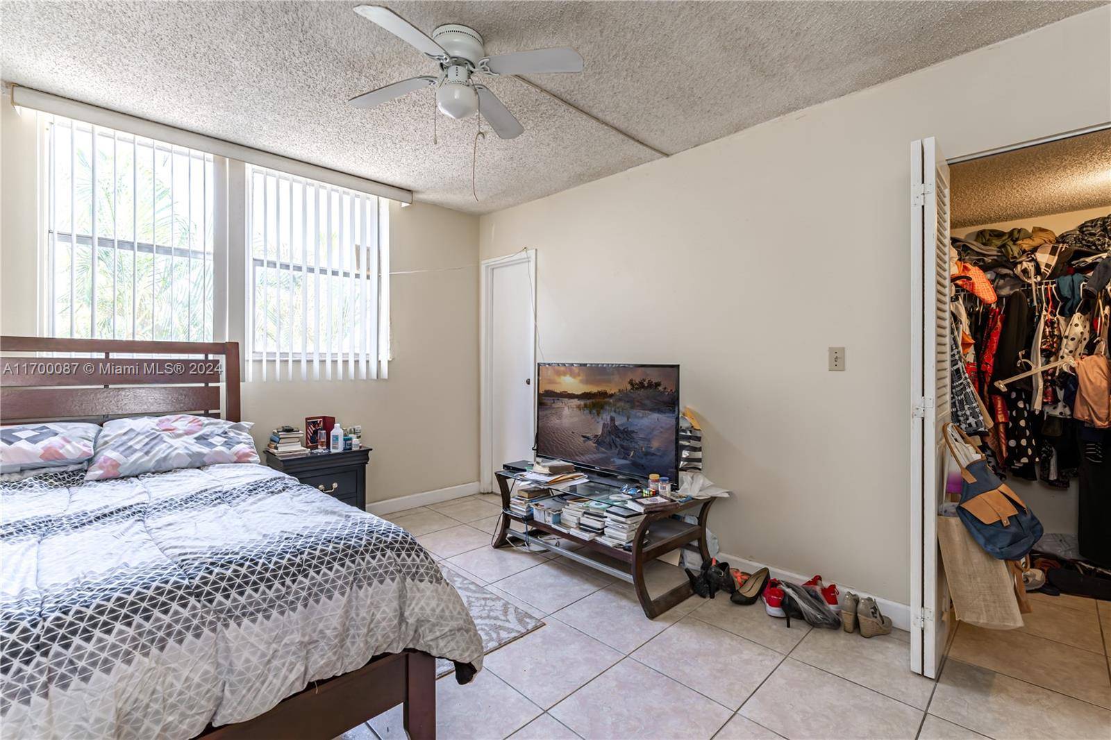 Lauderdale Lakes, FL 33311,2860 Somerset Dr #218K