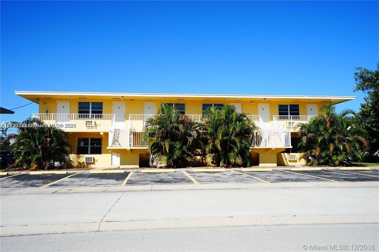 Boynton Beach, FL 33435,717 NE 10th Ave #4