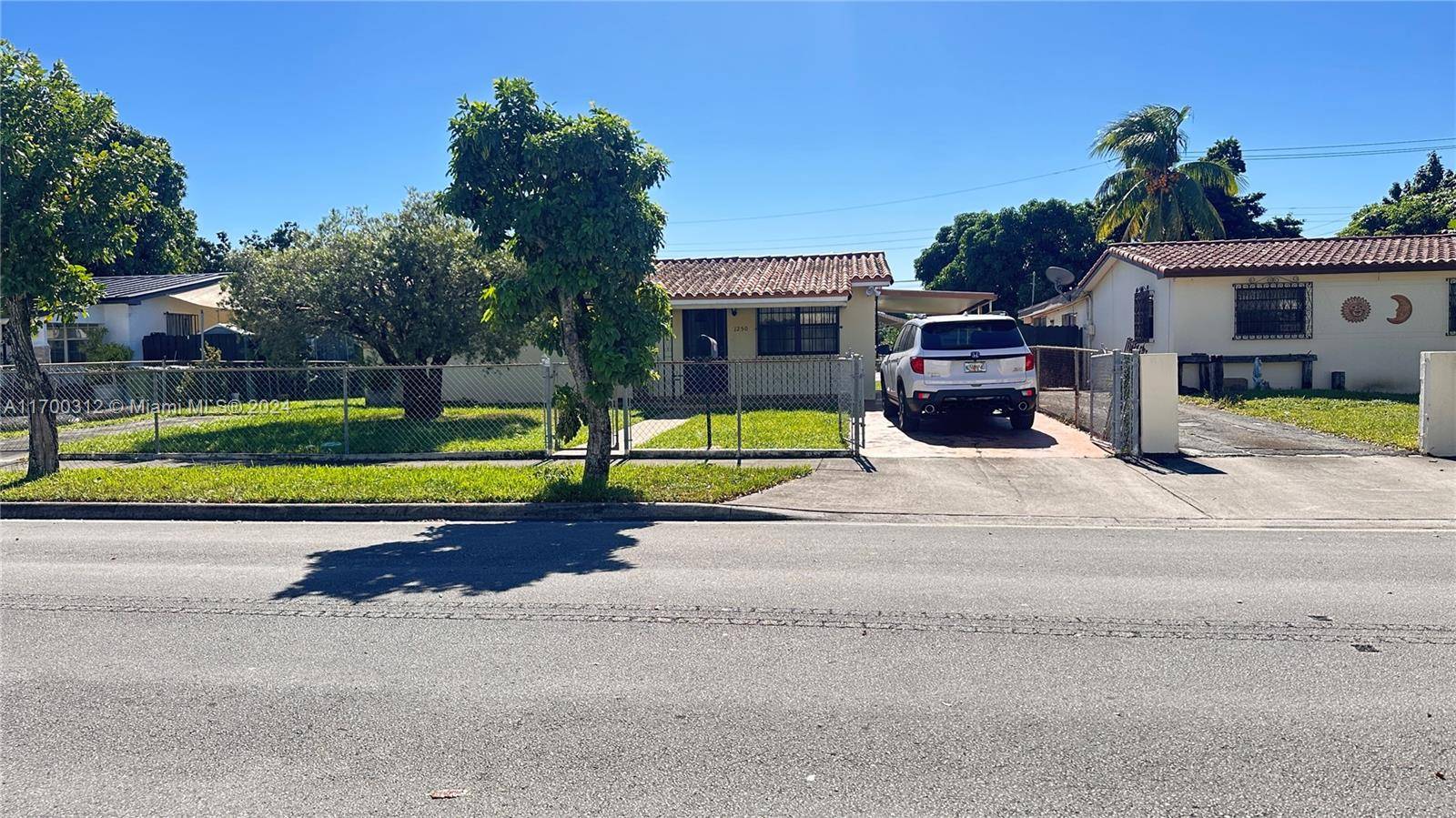 Hialeah, FL 33012,1250 W 35th St