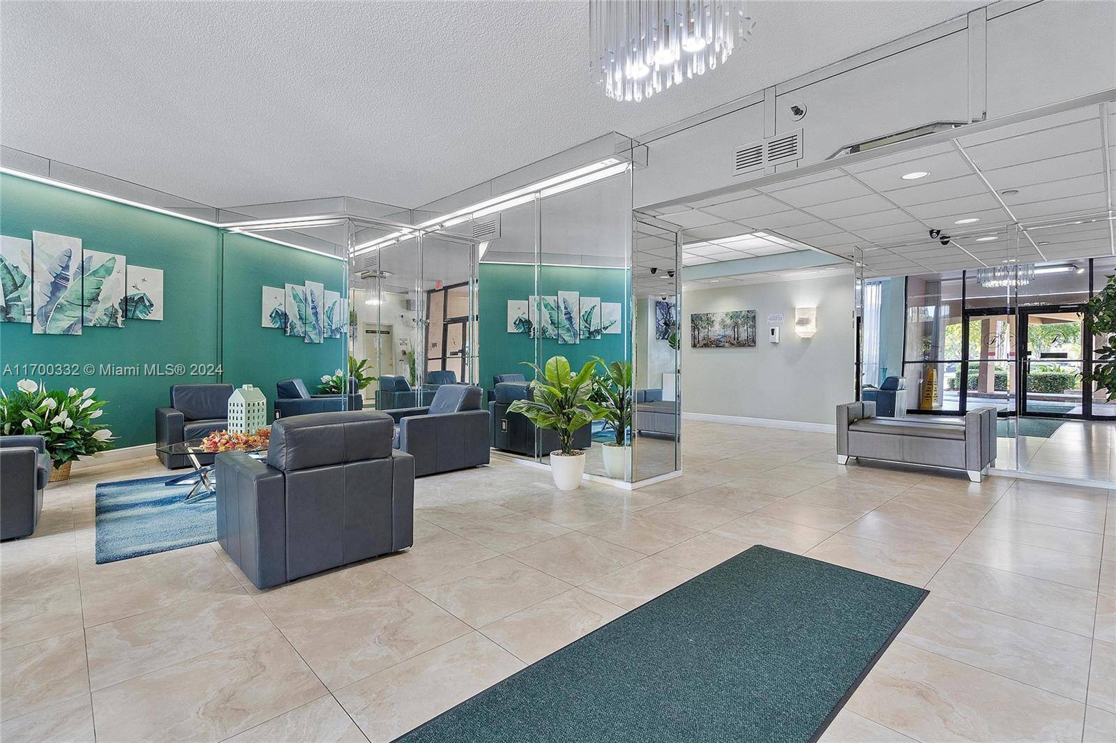 Pembroke Pines, FL 33026,900 Saint Charles Pl #PH9