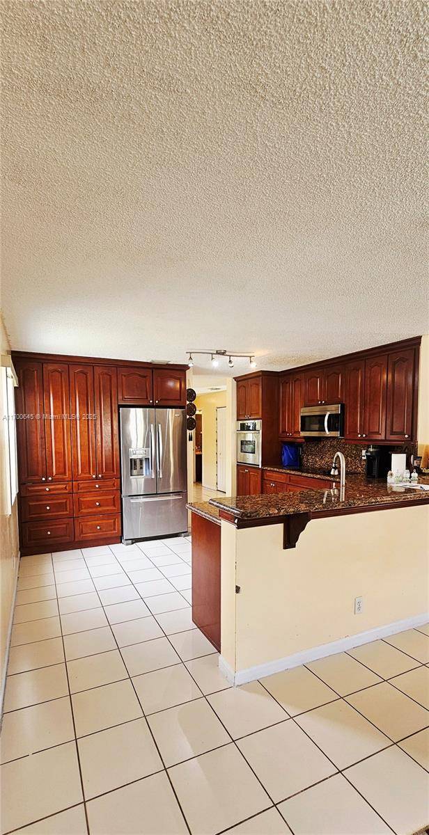 Miramar, FL 33029,17352 SW 18th St