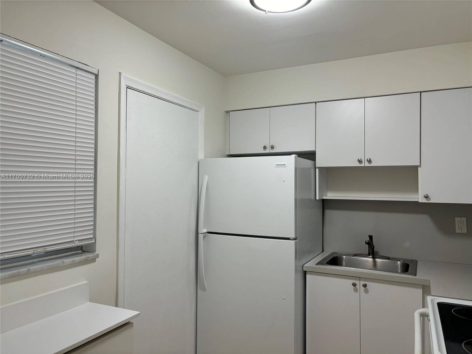 Aventura, FL 33180,20200 NE 27th Ct #11