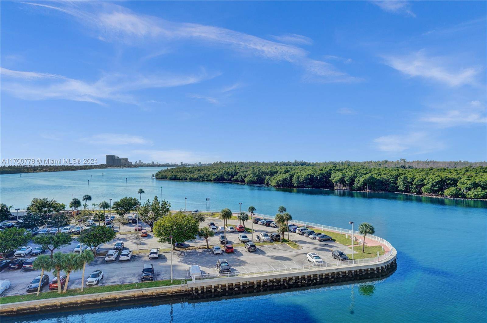 Sunny Isles Beach, FL 33160,400 Kings Point Dr #708