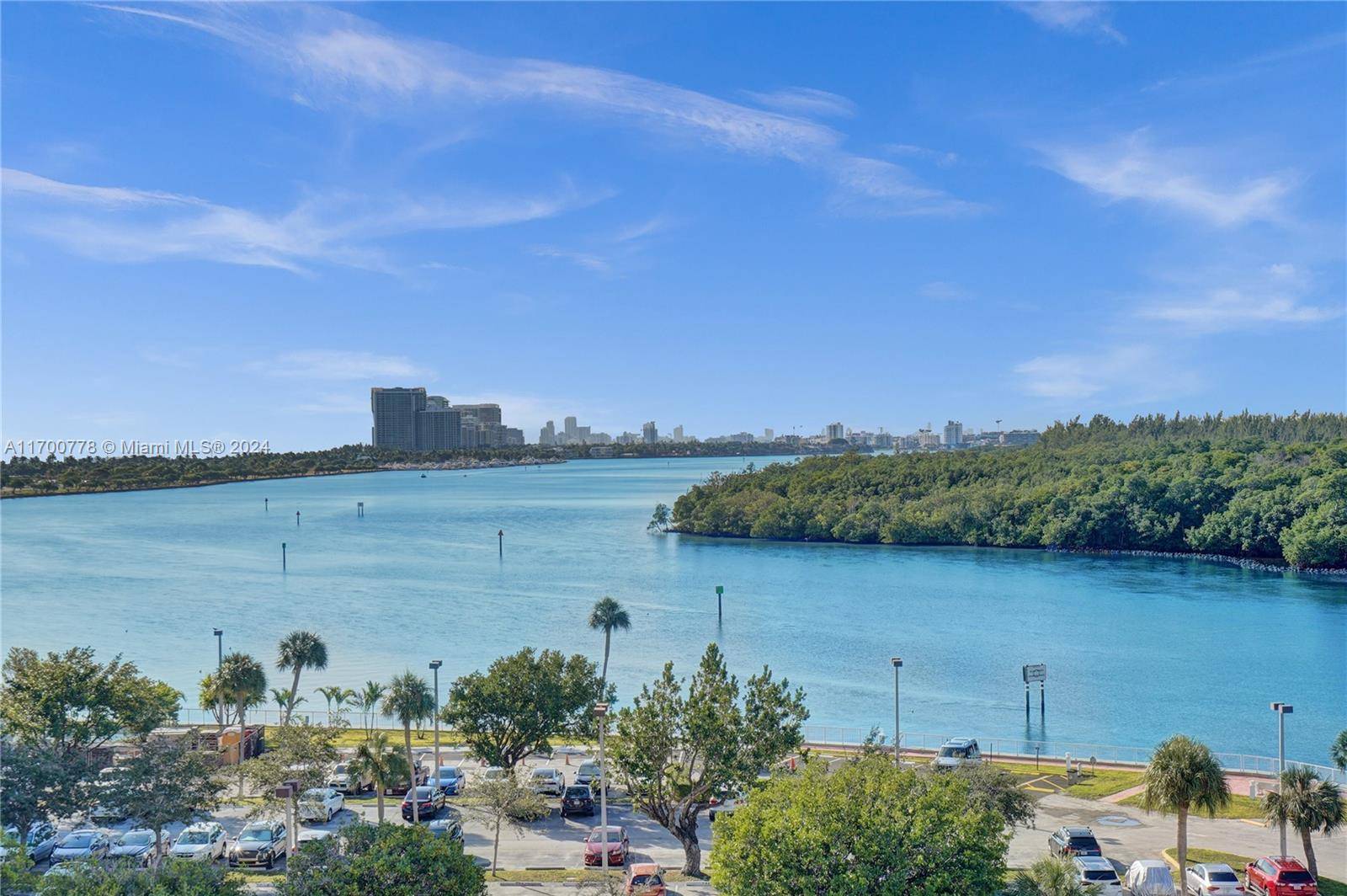 Sunny Isles Beach, FL 33160,400 Kings Point Dr #708