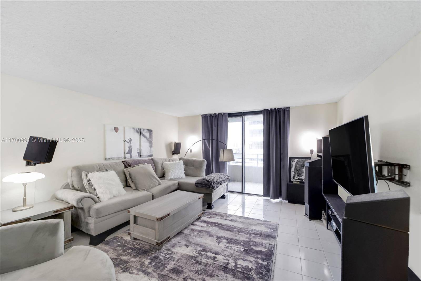 Hallandale Beach, FL 33009,600 Three Islands Blvd #1021