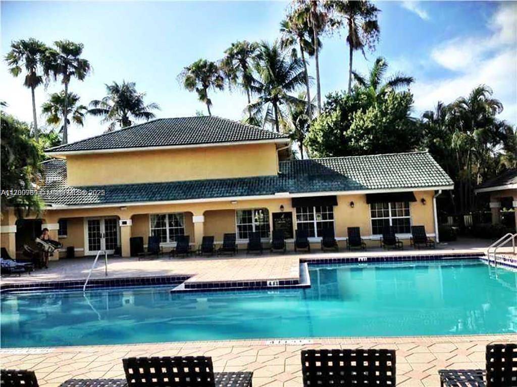 Pompano Beach, FL 33069,4015 W Mcnab Rd #D101