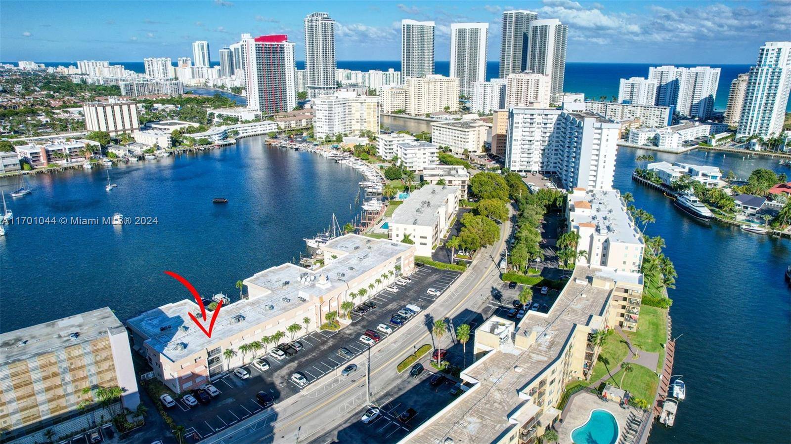 Hallandale Beach, FL 33009,300 Golden Isles Dr #204