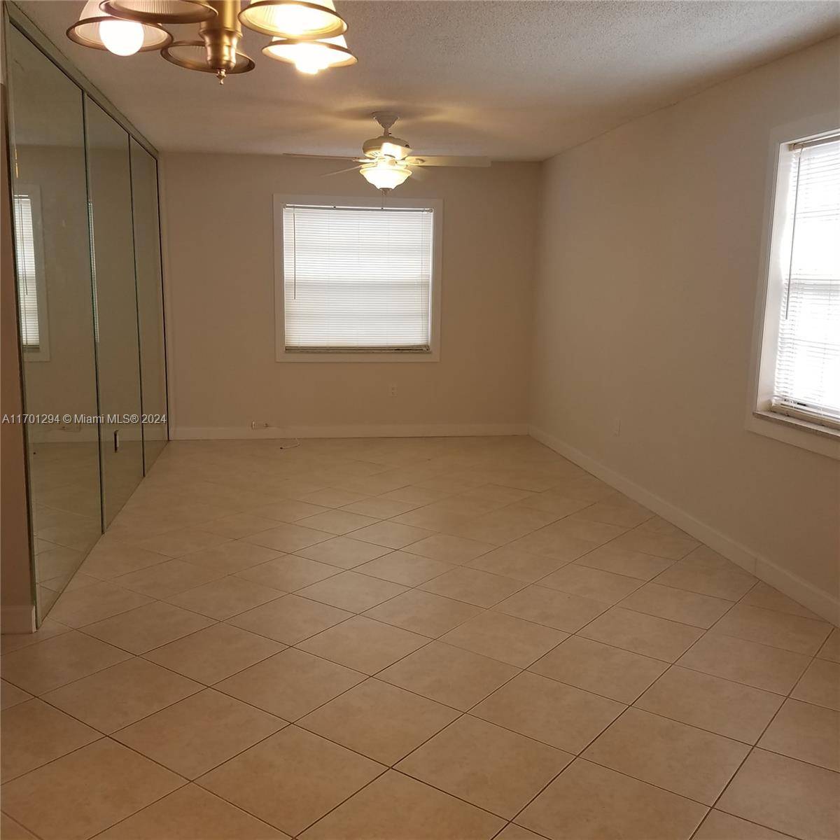 Hallandale Beach, FL 33009,415 NE 2nd St #209