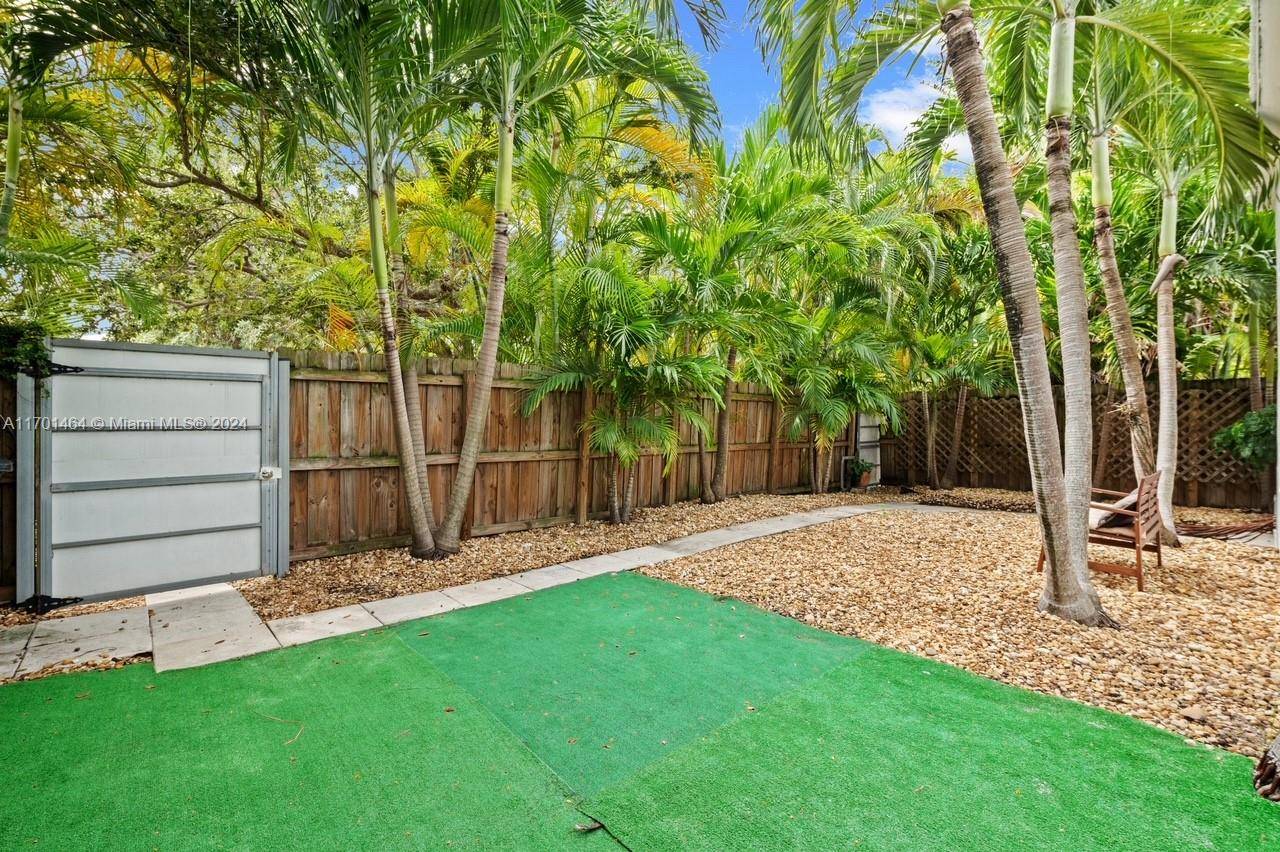 Miami Beach, FL 33141,1545 Biarritz Dr