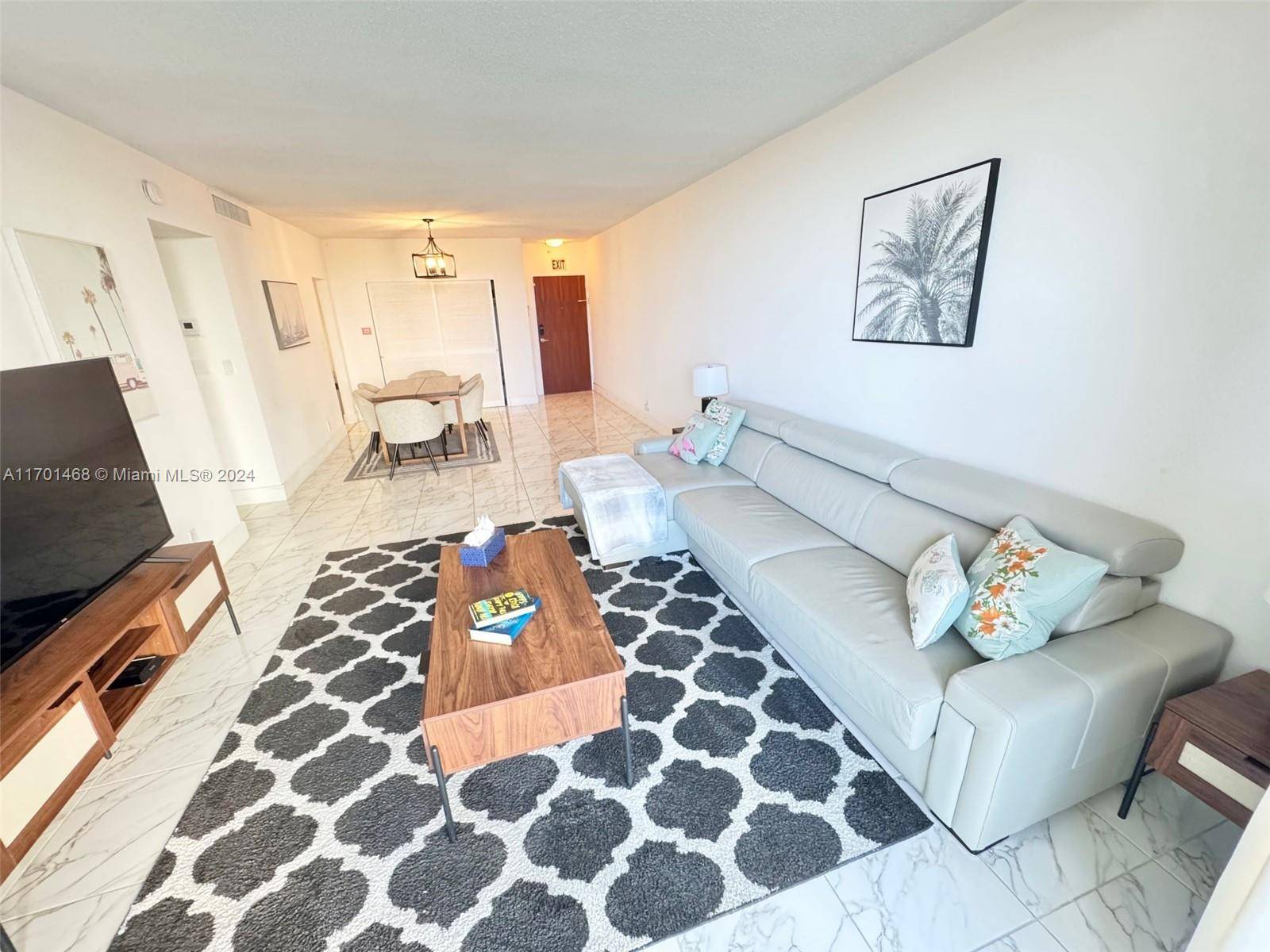 Hollywood, FL 33019,3901 S Ocean Dr #3Y