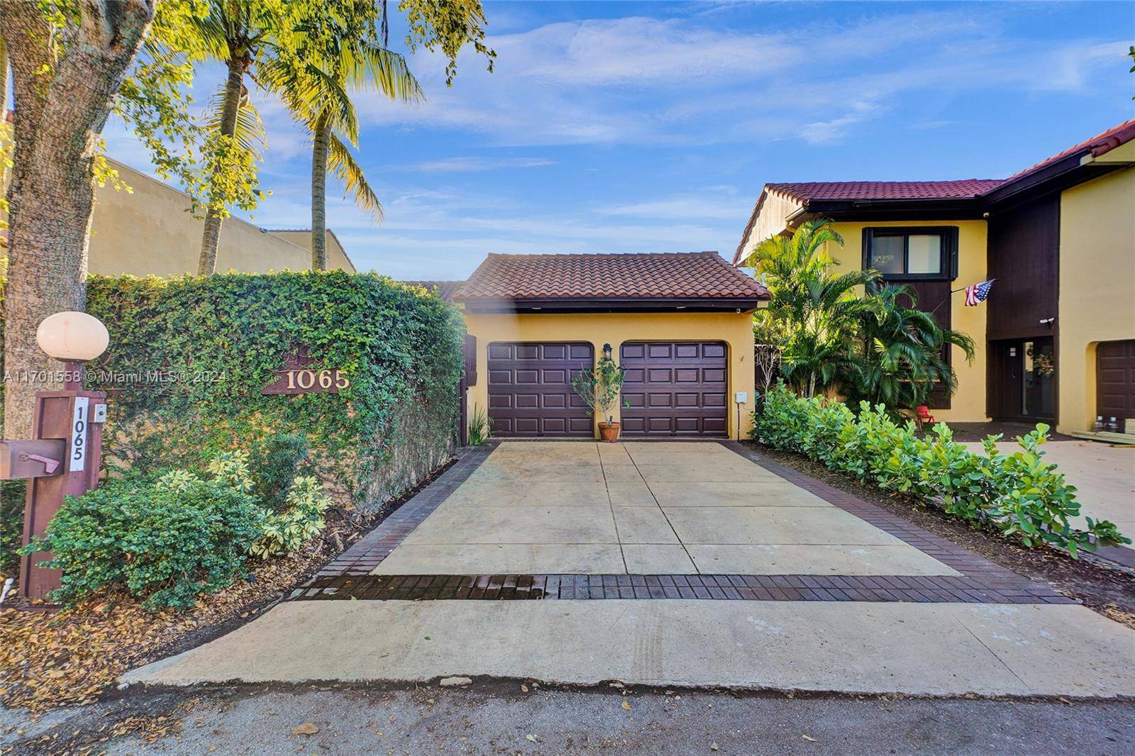 Miami, FL 33179,1065 NE 204th Ter