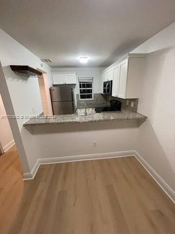 Miami, FL 33133,3130 Bird Ave #9