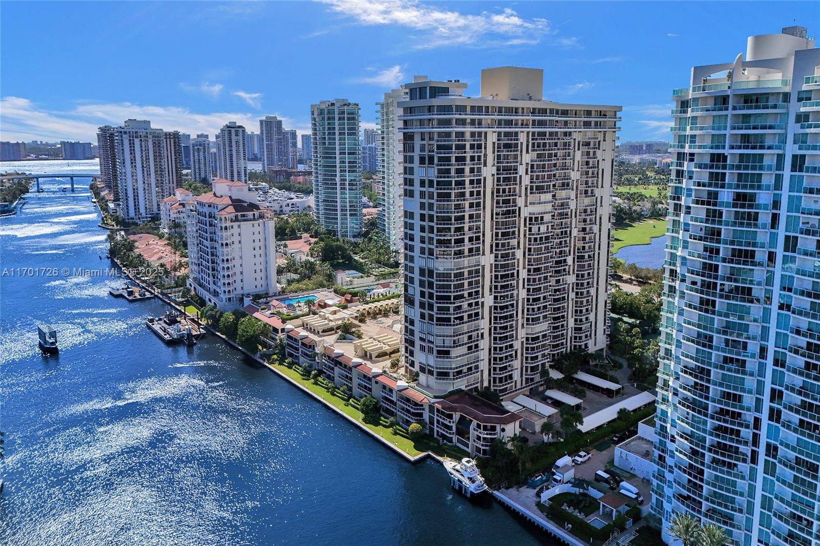 Aventura, FL 33180,20191 E Country Club Dr #2310