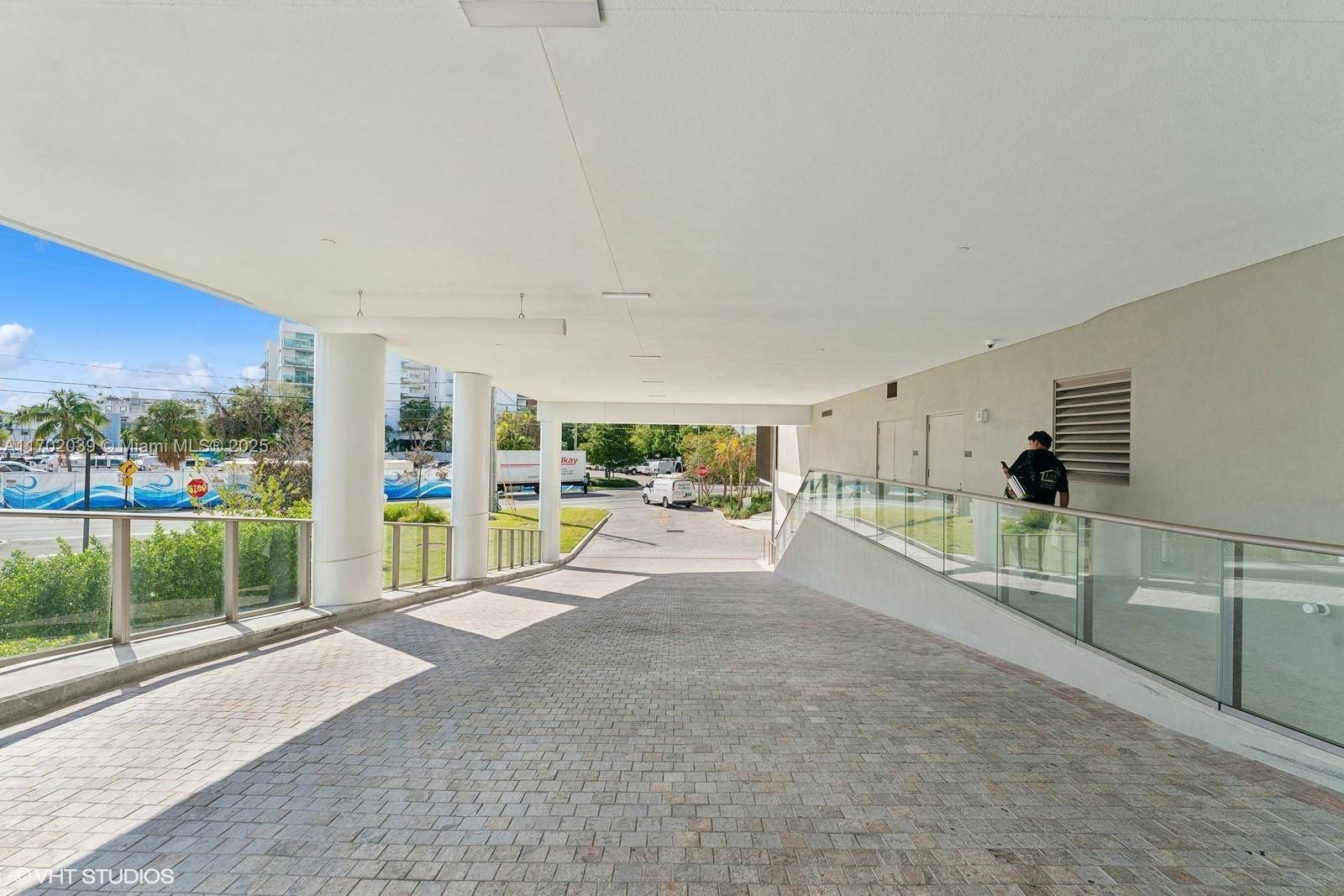 Bay Harbor Islands, FL 33154,1135 103 #304