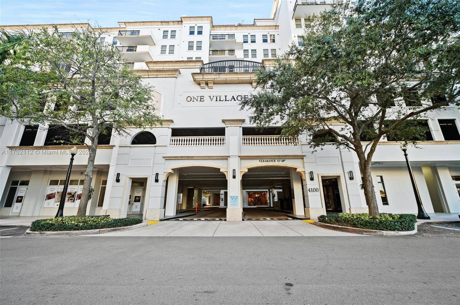 Coral Gables, FL 33146,4100 Salzedo St #816