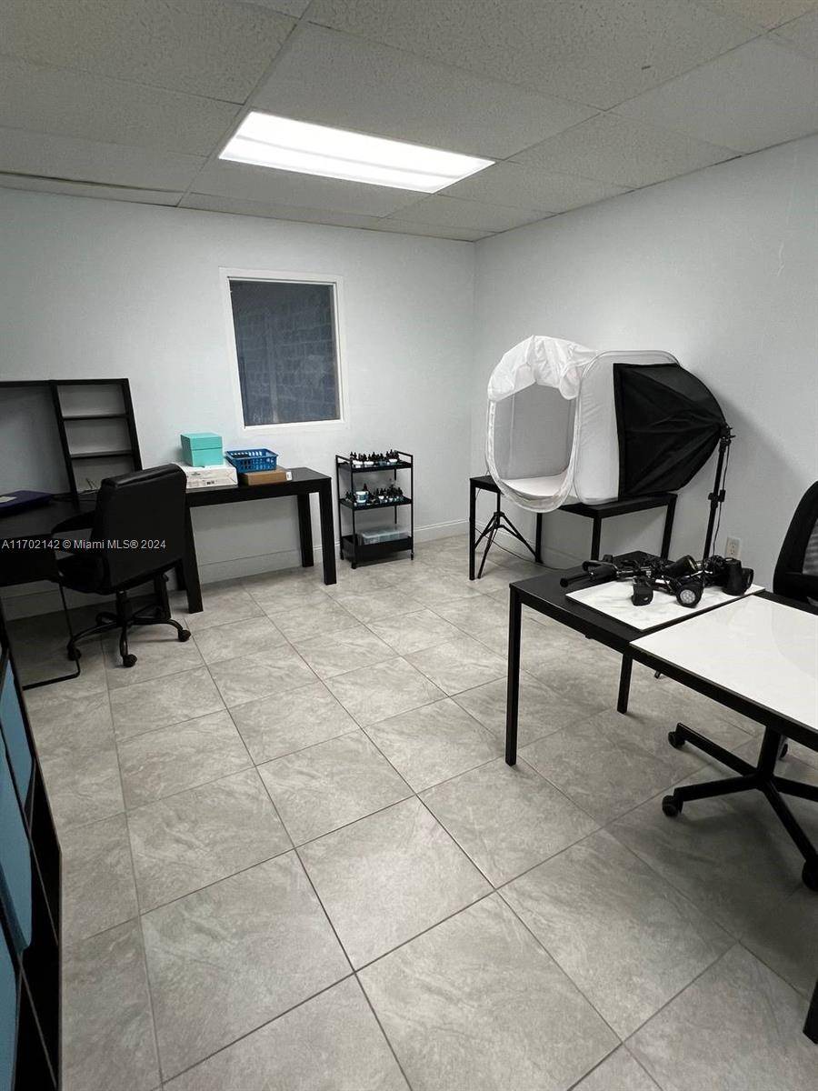 Doral, FL 33172,2279 NW 102nd Pl