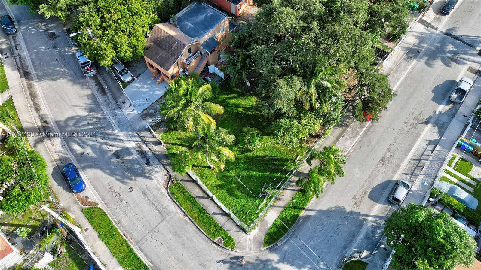 Miami, FL 33127,280 NW 33rd St