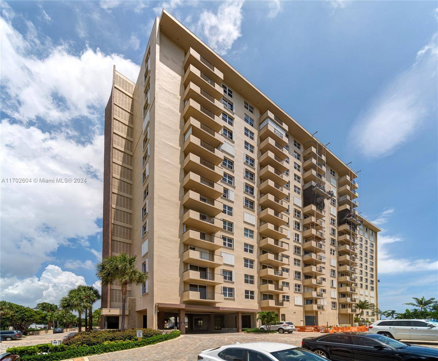 Lauderdale By The Sea, FL 33062,2000 S Ocean Blvd #4C