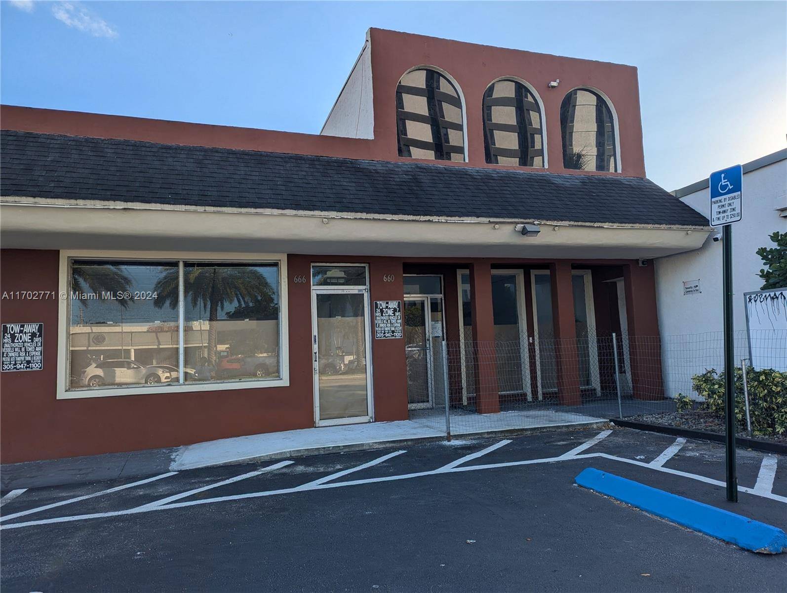 Miami, FL 33162,660 NE 167th St