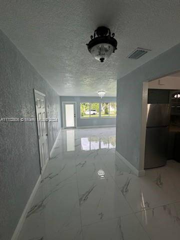 North Miami, FL 33161,700 NE 139th St