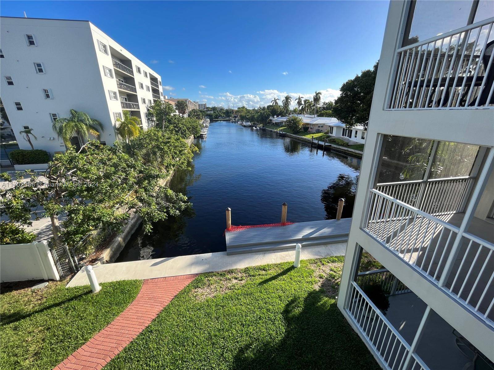 Lauderdale By The Sea, FL 33062,1439 S Ocean Blvd #316