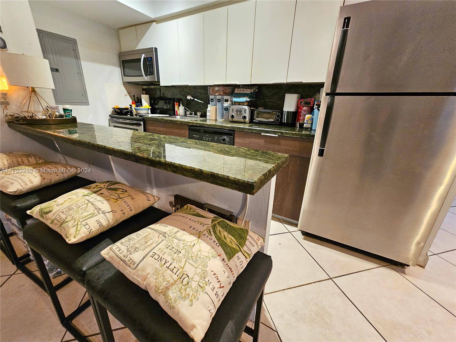 Miami Beach, FL 33139,1559 Michigan Ave #104