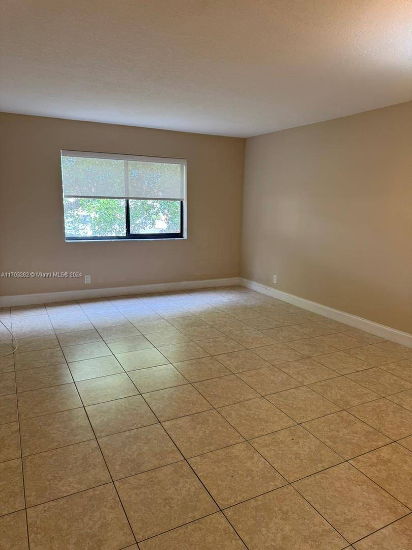 Coral Springs, FL 33071,10001 W Atlantic Blvd #215