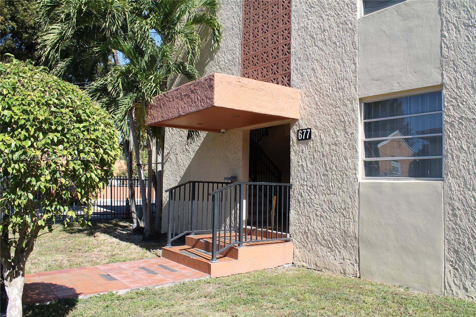 Miami, FL 33130,677 SW 9th Ave #103