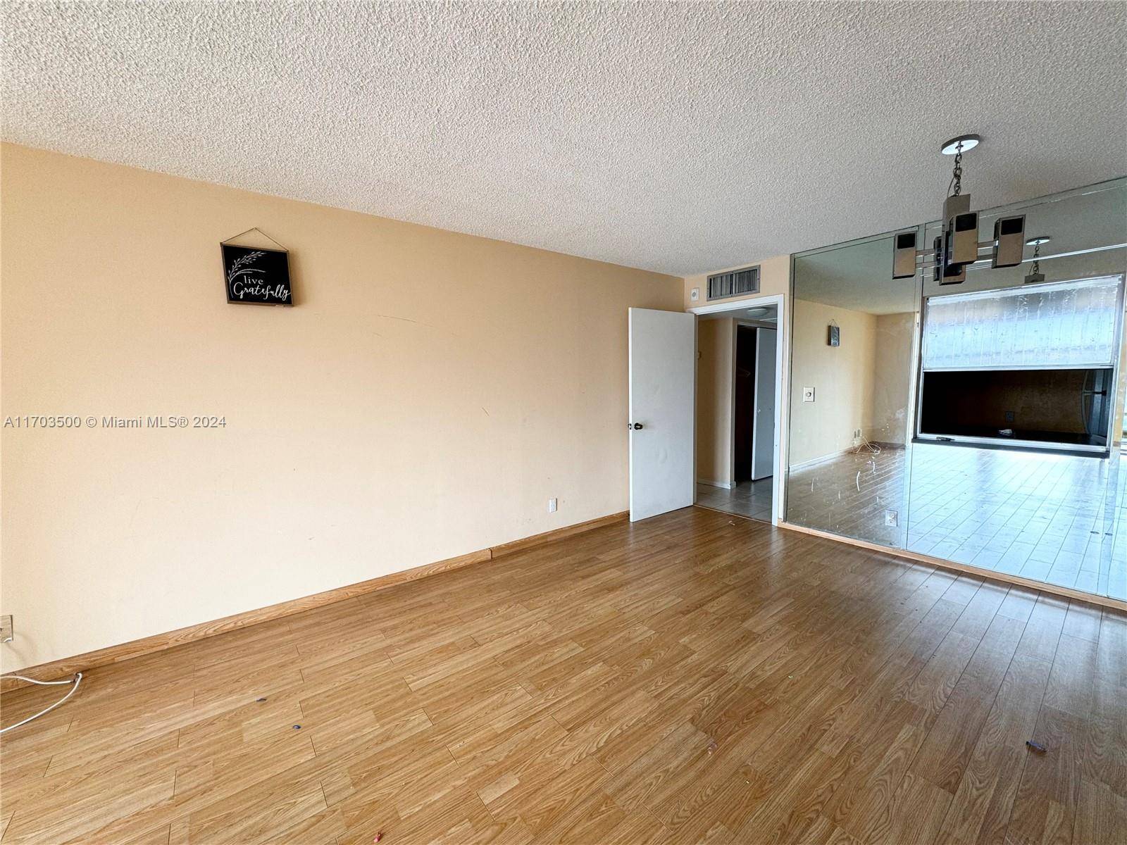 Hallandale Beach, FL 33009,2101 Atlantic Shores Blvd #506