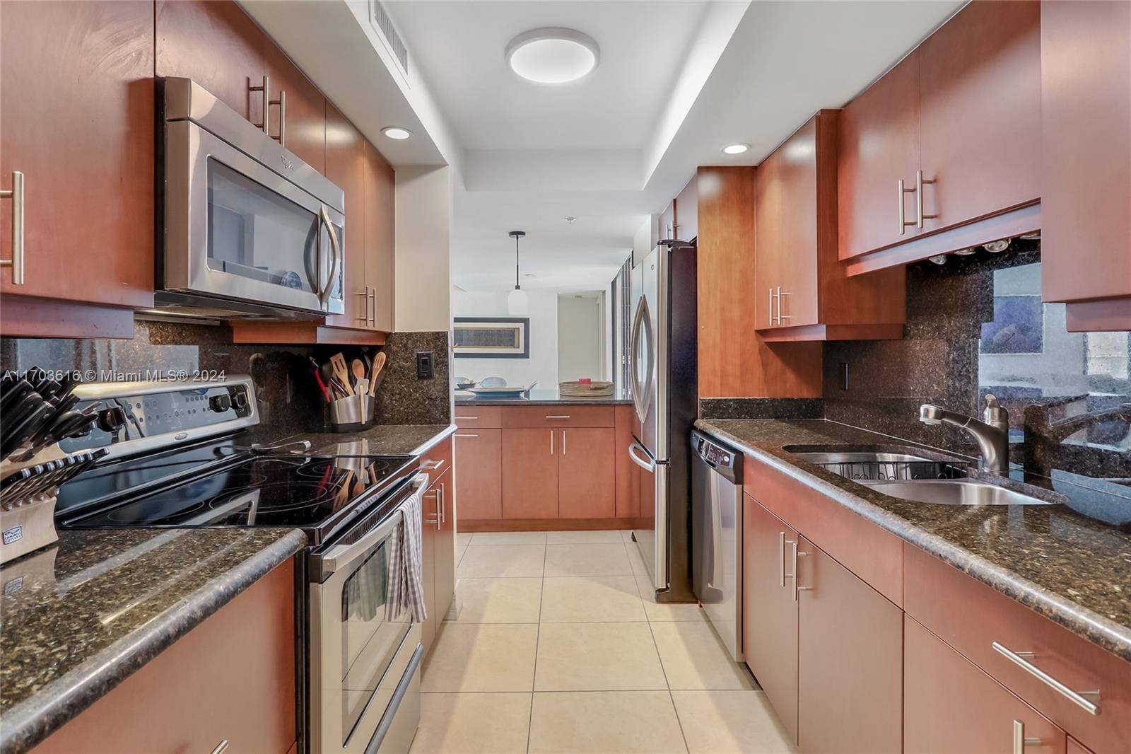 Riviera Beach, FL 33404,3000 N Ocean Dr #24H