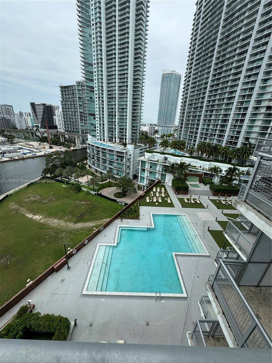 Miami, FL 33130,350 S Miami Ave #1704