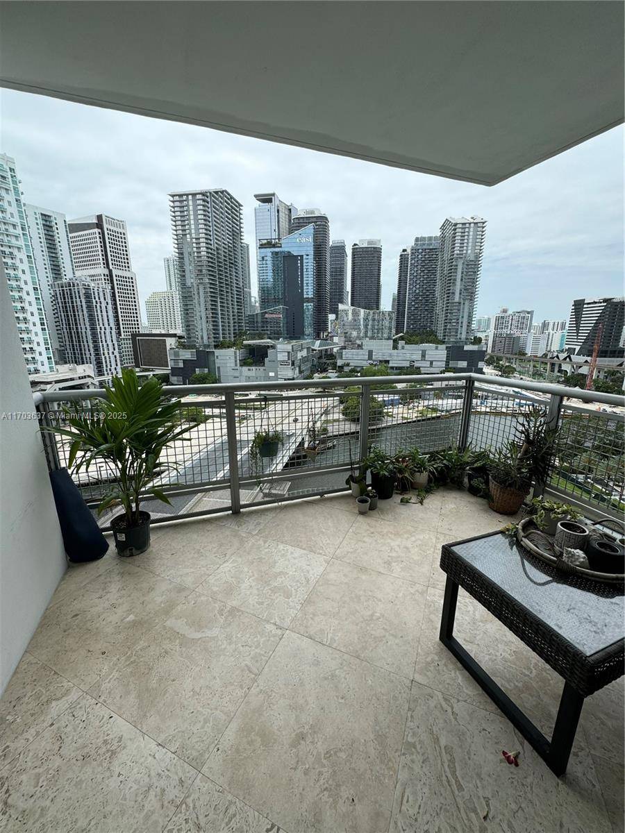 Miami, FL 33130,350 S Miami Ave #1704