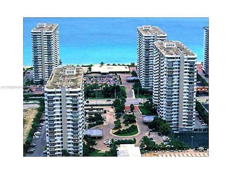 Hallandale Beach, FL 33009,1950 S Ocean Dr #17J