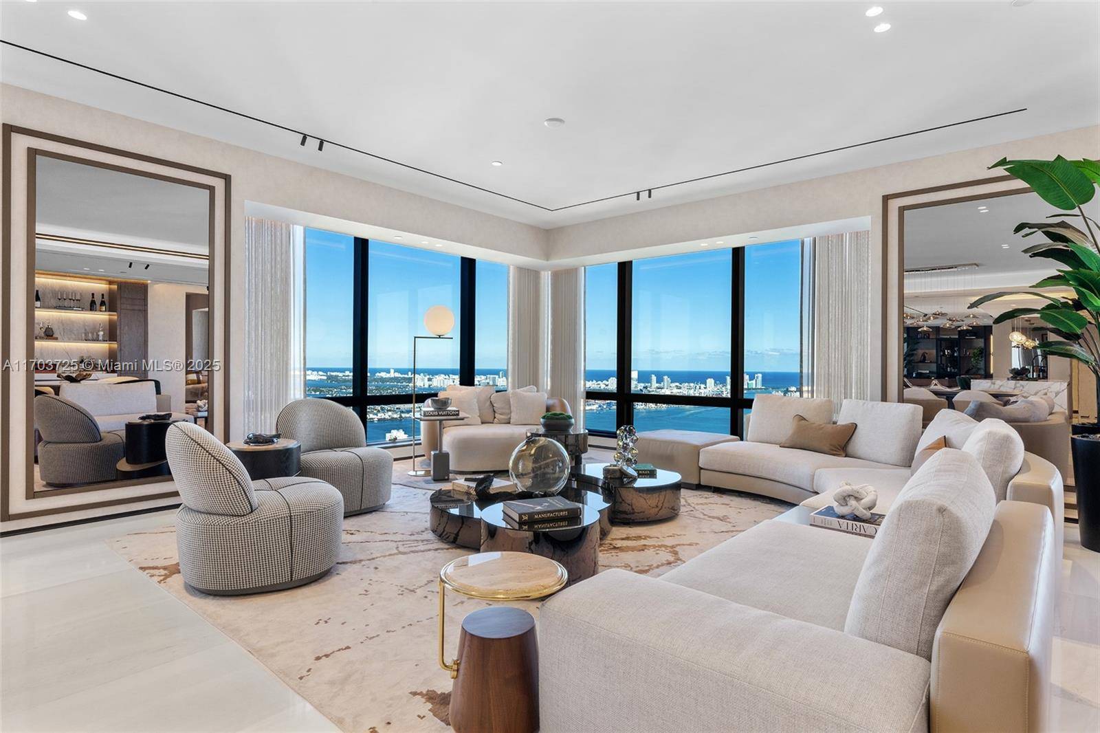 Miami, FL 33131,1425 Brickell Ave #66D-66E