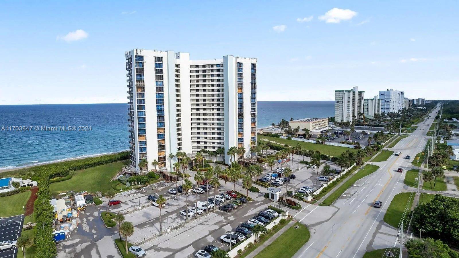 Jensen Beach, FL 34957,9650 S Ocean Dr #1110