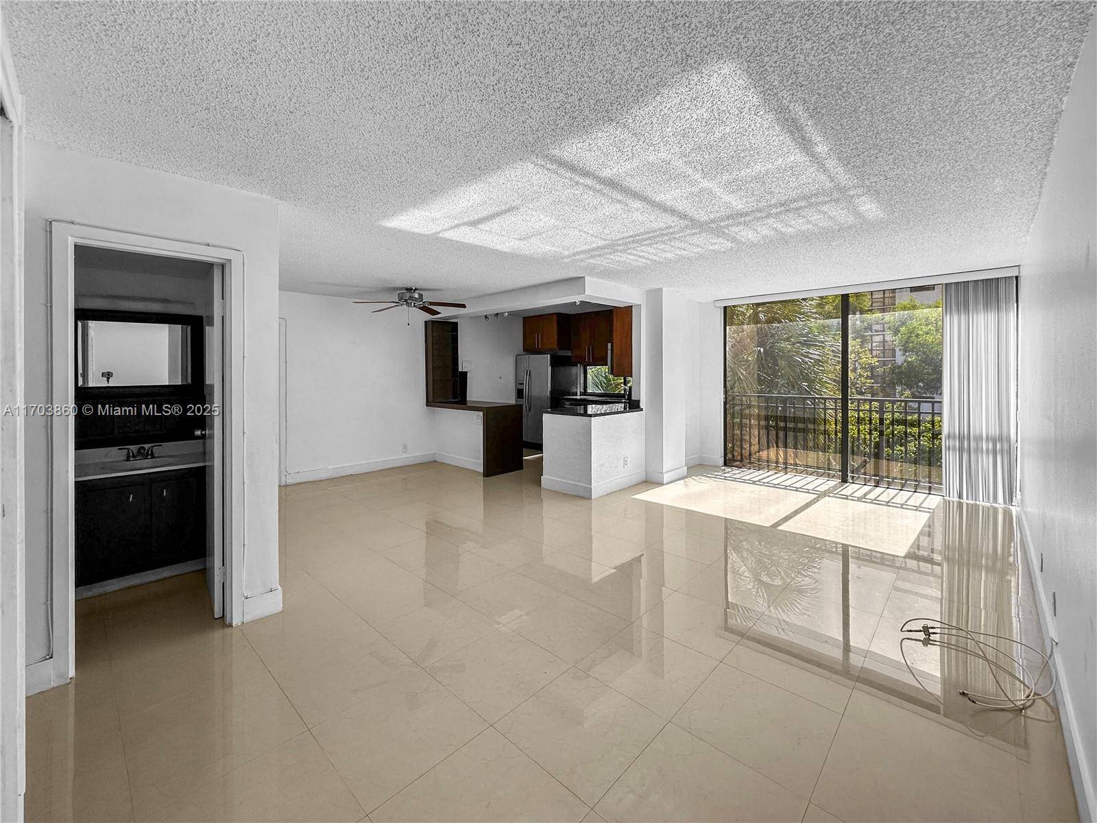 Sunny Isles Beach, FL 33160,17021 N Bay Rd #426