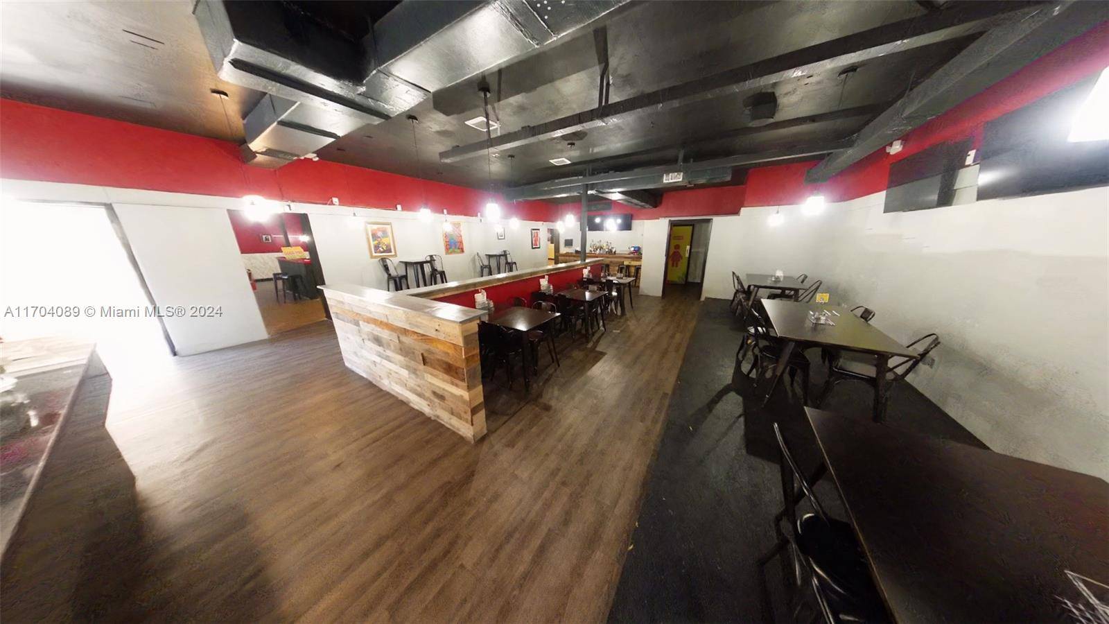 Hollywood, FL 33021,4221 N State Road 7 #4221